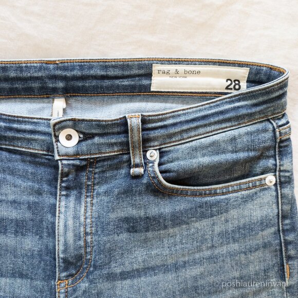 Rag & Bone Baxhill Cate Jeans– 30" inseam / Light Wash – Size 28/30 - Picture 2 of 15